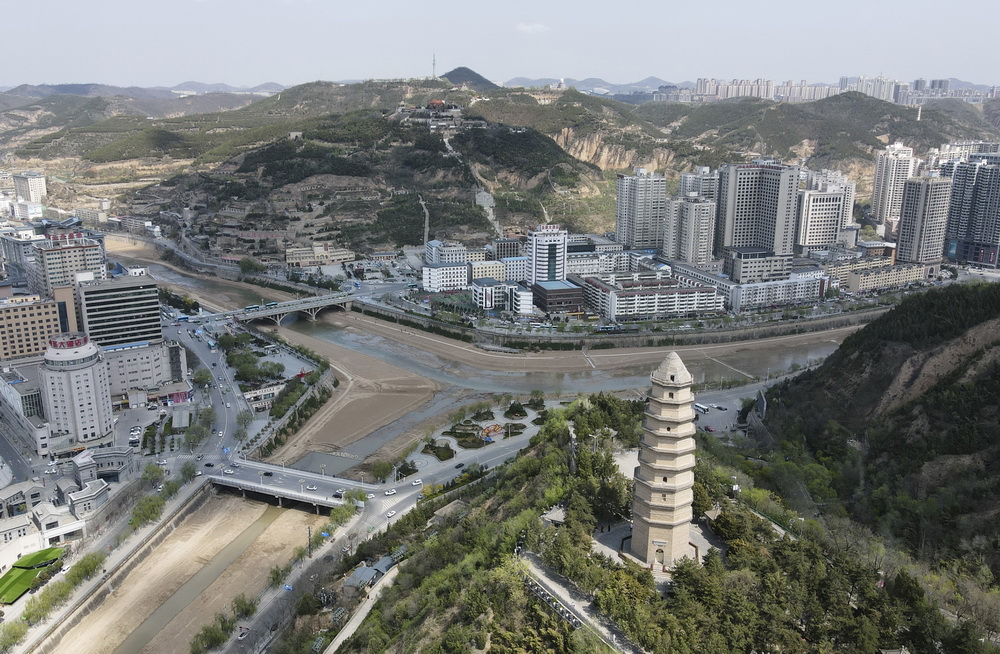 �@�ǌ���ɽ�µ��Ӱ��ǣ�4��20�Քz���o�˙C(j��)��Ƭ�������A��ӛ�� ���� �z