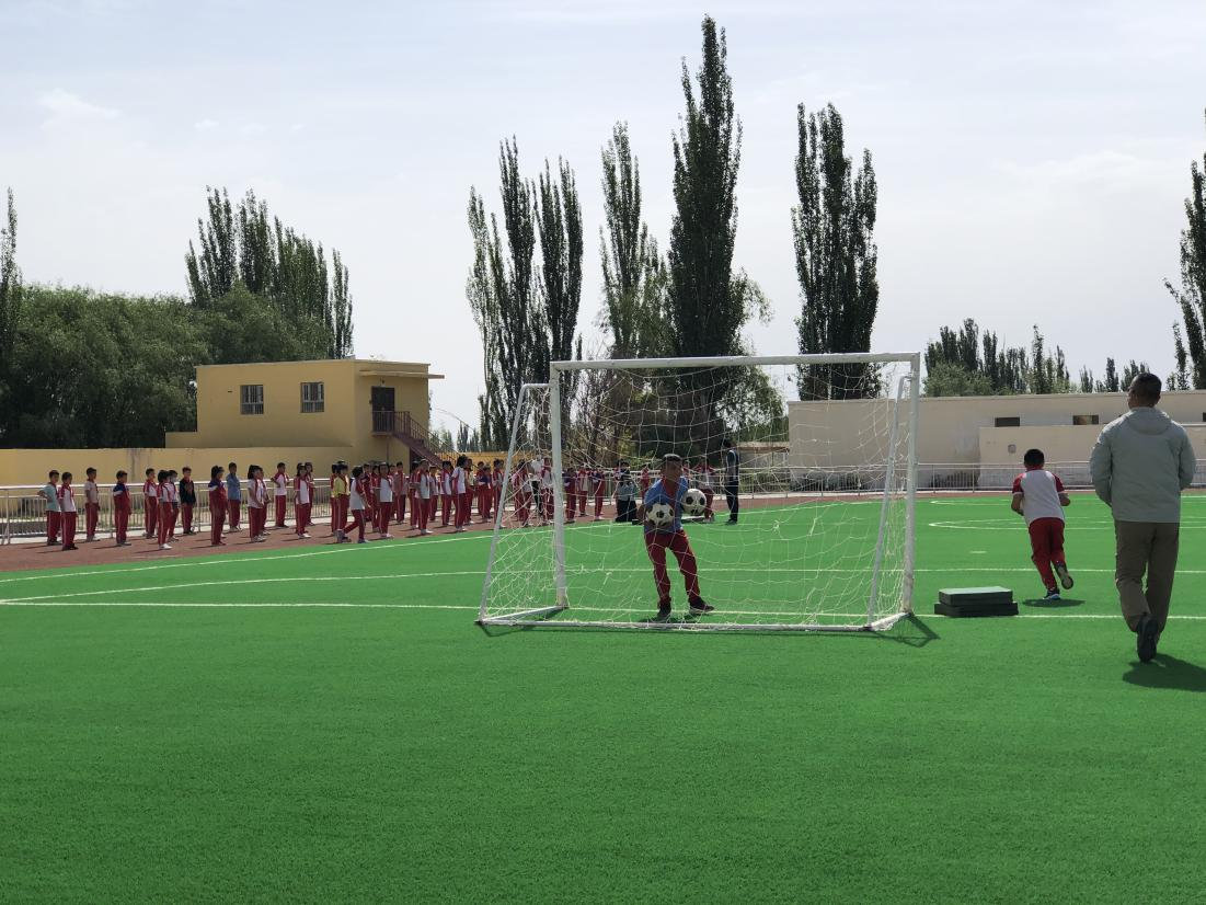 �߿��߿˴�С�W(xu��)�����ӂ��������w���n��