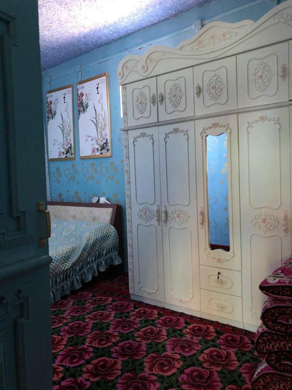 �հ��տ˴�һ��������������^���ϵĮ����늟�壬�ճ��ɮ�(d��ng)�b��������ɰl(f��)��������