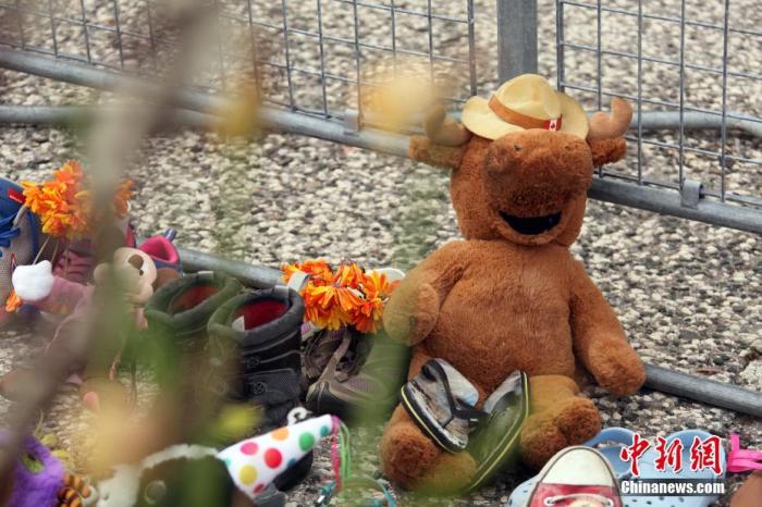 ��(d��ng)?sh��)ؕr(sh��)�g6��2������λ�ڶ�����ļ��ô󰲴���ʡʡ�h��(hu��)����T(m��n)ǰ���˂��[���˸�ʽ��ż�� �ϰ��pͯЬ���r�������Կ���������ǰԓ��(gu��)��Ԋ(sh��)ʡ(���g����炐�ȁ�ʡ)һ̎ԭס����ތW(xu��)У�fַ�l(f��)�F(xi��n)215�߃�ͯ�z��֮��־���� <a target='_blank' ><p  align=