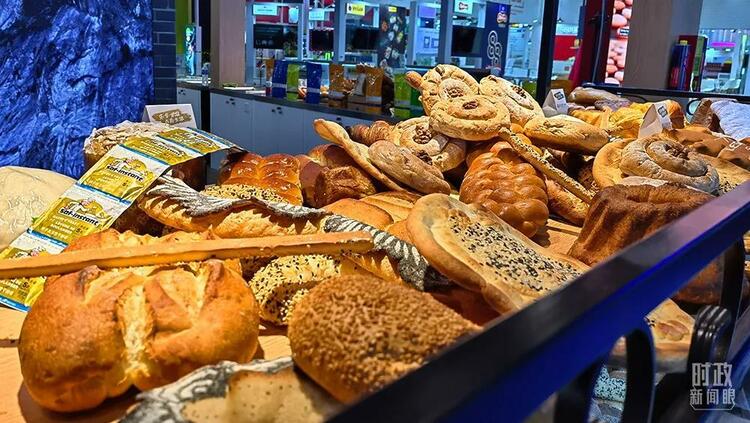 �r(sh��)������ح�ġ��傀(g��)һ���x����(x��)��ƽ���M(j��n)����(hu��)�_Ļʽ�ϵ���ּ���v