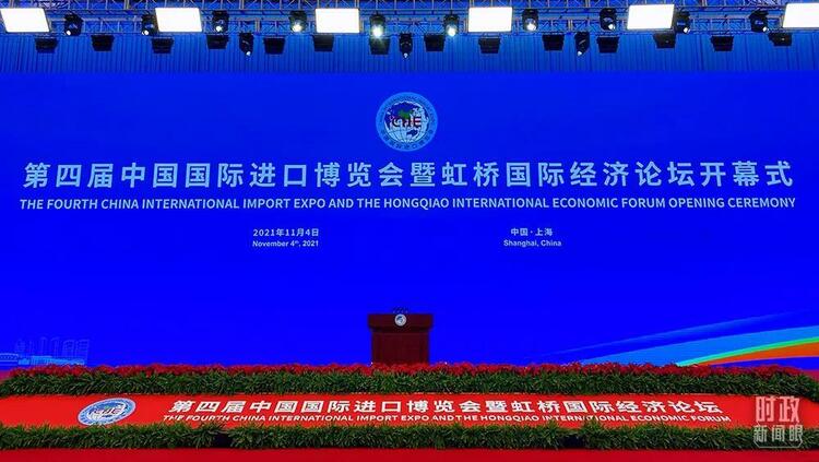 �r(sh��)������ح�ġ��傀(g��)һ���x����(x��)��ƽ���M(j��n)����(hu��)�_Ļʽ�ϵ���ּ���v