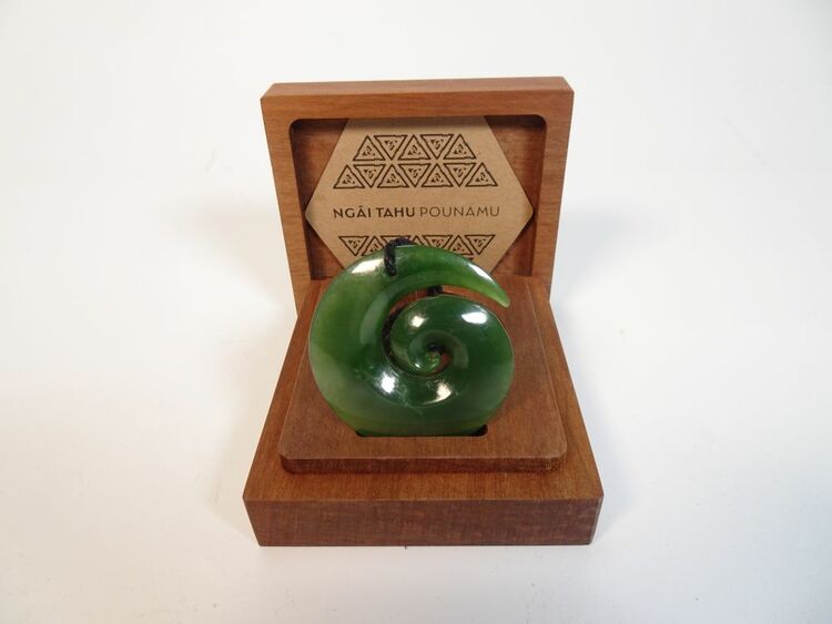 �⽻��ǰ��ح���@����߅���h�����@�l�{ɫ�����й���