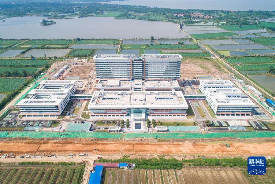 (������ƽ�r���Ї���ɫ������x˼��ָ���¡����r����������ƪ�¡�����ƽ����ӛ�P���¡��D�Ļ���)(4)���촺�L�š��������ط���(j��ng)���l(f��)չ����ِ�����^��