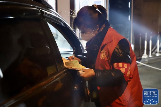  ��3��1���������ˆT�ڽ��Һ���һ���ڲ���M��܇�v��Ϣ��