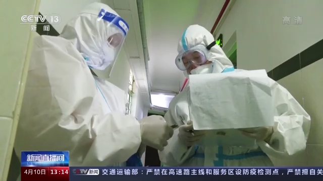 上海志愿者無私奉獻(xiàn) “凡人微光”照亮居民樓