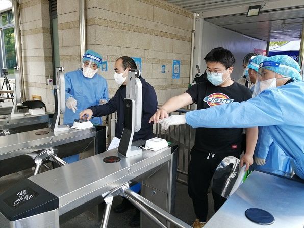 �Ϻ���ͬ���t(y��)Ժ����4�µ�ȫ��֏��\����������V�W(w��ng)�l(f��) ���L�߹��D��