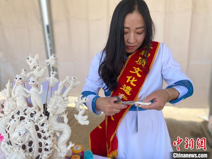 �D���R��÷չʾ����������ˇ�������| �z