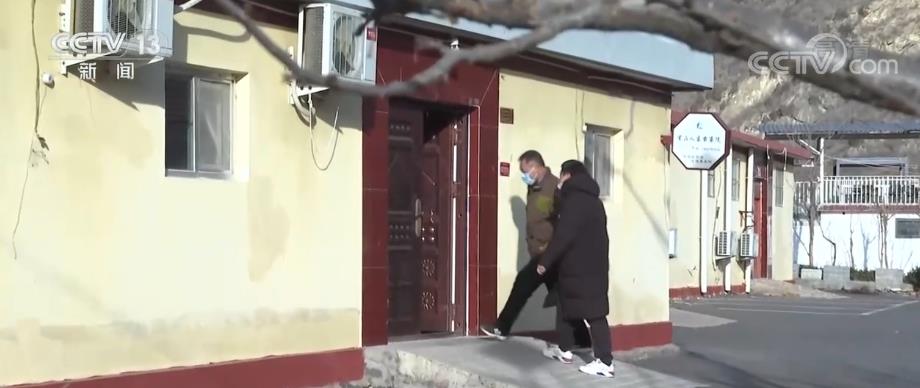 “智慧健康E站”將貼心醫(yī)療服務(wù)送到村民家門口