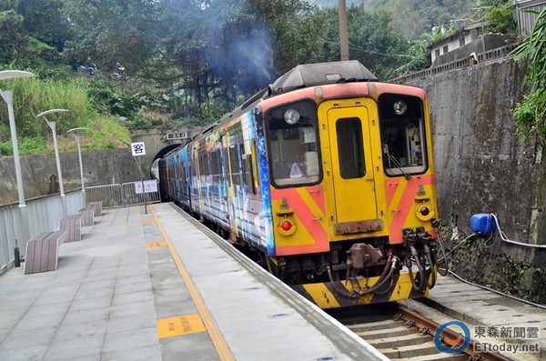 ��ȫ�_�������F·֧��������ľ������������^�_Ļ����(f��)���δ�����������B�Y(ji��)��ݼͩ܇վ