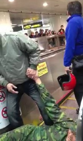 �_(t��i)܊�������������