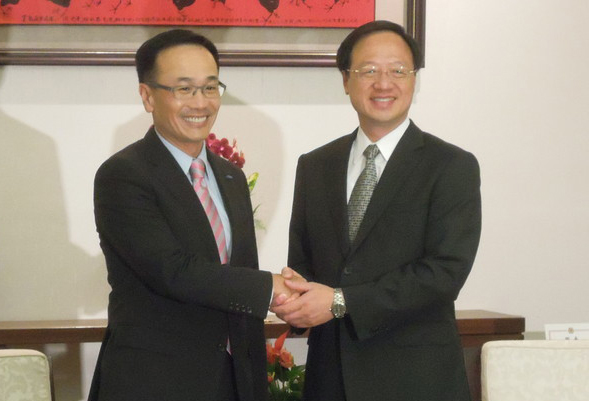 ���˘���Ց�(y��ng)Ӎ2��(g��)С�r(sh��)��������4�c(di��n)�������x�_(k��i)���s�ء�����Ժ����Ҋ(ji��n)�e��