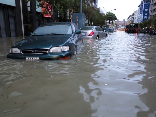 ���ۡ���(z��i)�ϼӞ�(z��i)��һҹ���� ��(z��i)�^(q��)���ˡ�����