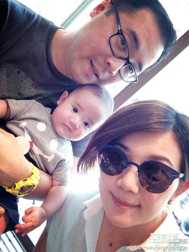 梁靜茹秀兒大眼萌照 苦惱產(chǎn)后瘦身難 梁靜茹秀兒大眼萌照 苦惱產(chǎn)后瘦身難