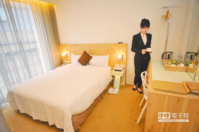 ꑿ������мӳ����_(t��i)�����^�Ľ�ʢ�����DƬ��(l��i)Դ���_(t��i)���Еr(sh��)��(b��o)ϵ��