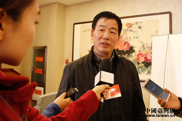 臺籍委員駱沙鳴:發(fā)揮僑臺優(yōu)勢做好“一帶一路”建設(shè) 臺籍委員駱沙鳴:發(fā)揮僑臺優(yōu)勢做好“一帶一路”建設(shè)