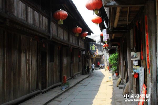 ���f�f�r(sh��)���������Ї�(gu��)�_(t��i)���W(w��ng) ������ �z��