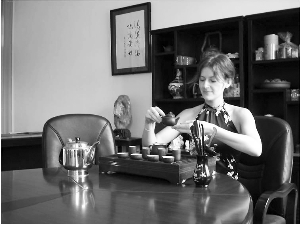 揭秘高大上的茶學專業(yè):高檔茶葉隨便喝 香氣寫進報告 揭秘高大上的茶學專業(yè):高檔茶葉隨便喝 香氣寫進報告