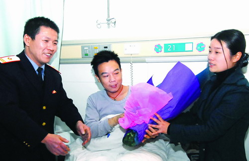 ���գ��V�F���F(tu��n)�L(zh��ng)ɳ���\(y��n)�γ���܇�(du��)���(du��)�L(zh��ng)�R��ƽ����һ�������r�������ϴ�W(xu��)���Ŷ��t(y��)Ժ��̽����Ó�xΣ�U(xi��n)�Ą��x�֣��У����D��ӛ�߄��G