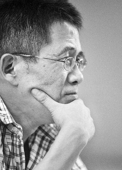 中大教師毆打院長(zhǎng)被解聘 曾稱(chēng)因評(píng)職稱(chēng)起糾紛 中大教師毆打院長(zhǎng)被解聘 曾稱(chēng)因評(píng)職稱(chēng)起糾紛