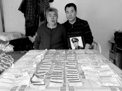 �TӢ܊�������H���z������ĸ�H������ǰ���ظ���ϵĿ��f�κ͒�̖�ŵ׆���˝M��������DƬ���A�r��ӛ�ߑ����Ȕz