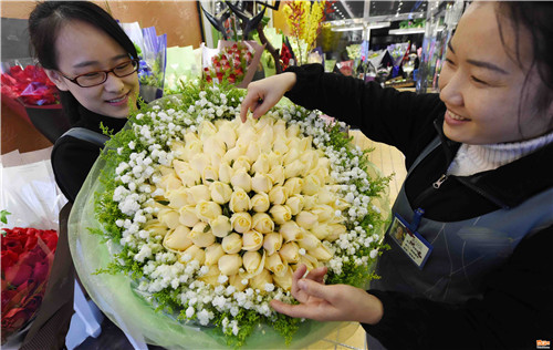 ���˹�(ji��) �Ϸ��r���Ј�һƬ�t�𣨽M�D��