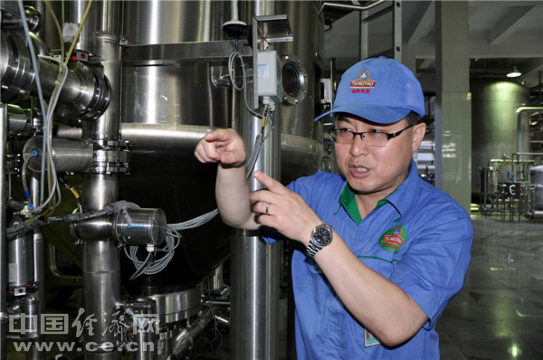 大國工匠李新海:百年青島啤酒的“創(chuàng)新王” 大國工匠李新海:百年青島啤酒的“創(chuàng)新王”