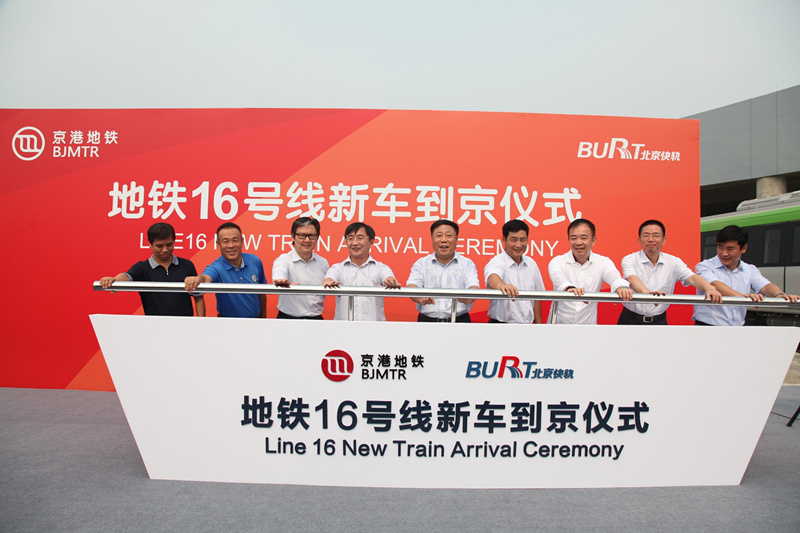 ���۵��F16̖����܇�����xʽ�����F(xi��n)�����e��ͬ�Ƅӆ����b������܇��ʽ����