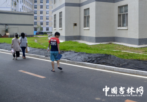 吉大砍人案致1死1傷 受害者死前大喊他手里有刀 吉大砍人案致1死1傷 受害者死前大喊他手里有刀