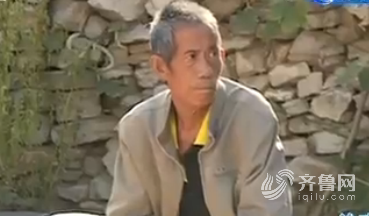 被兒子遺棄的老人(視頻截圖)