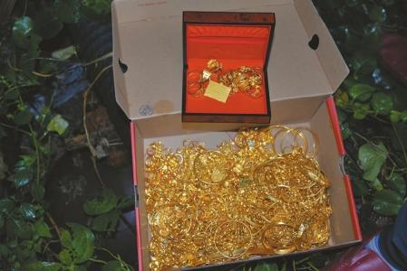 10��18���������ڷ���������ס̎��@���E����