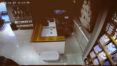 監(jiān)控畫(huà)面