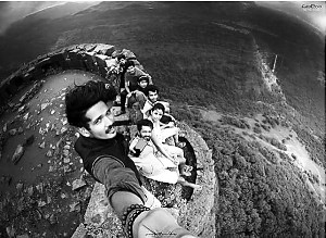 ��(j��)BBC����������о��ˆT��ʩ��һ��о��l(f��)�F(xi��n)��ȫ����ÿ���������ĵ��˔�(sh��)�ڲ�������������Ӌ���_�l(f��)һ���֙C��(y��ng)��APP��һ���֙C�O(ji��n)�y���������F܉������Σ�U�������������������棬�����˵�����(j��ng)�l(f��)�������������¼����@�(y��ng)�����������ڸБ�(y��ng)��Σ�U���ĵ��c�r�������P(gu��n)�]�֙C���Ĺ�����ϣ�����Ԍ��˂��𵽾���������