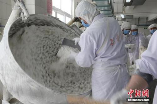 �����T���Ӿo���a(ch��n)Ԫ����������ӛ�� ��ɼ� �z