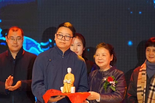 南懷瑾先生百年誕辰紀(jì)念會(huì) 南懷瑾先生百年誕辰紀(jì)念會(huì)