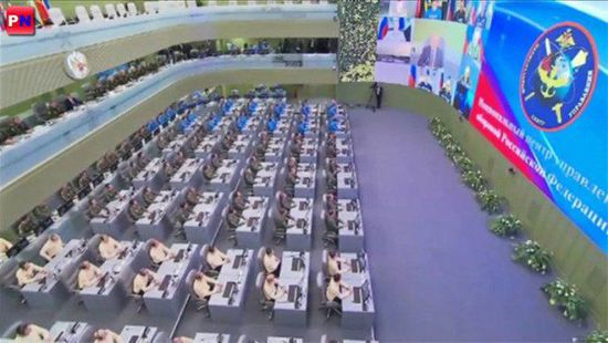 ���F(xi��n)�ڣ��𰸁����������f�������_˹ȫ�w�߼�܊�ٶ�����������^�������ң��@������A(y��)�����������ʂ�����S�r�ϑ�(zh��n)��������