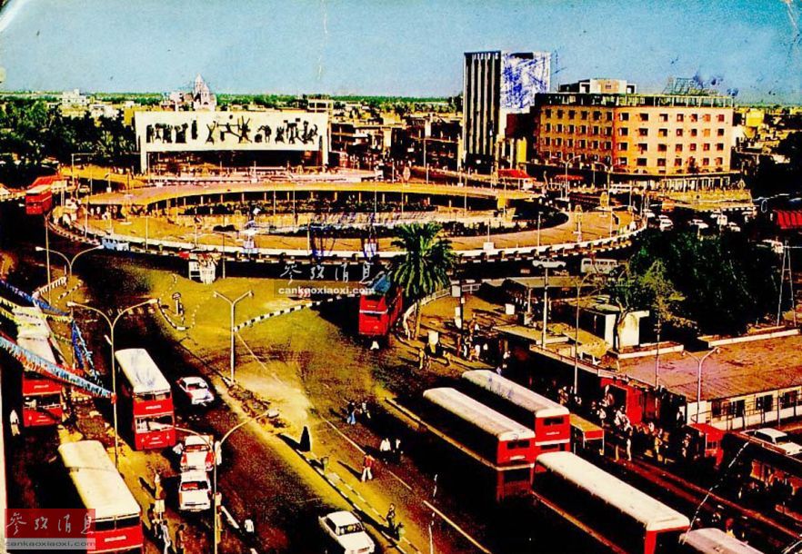 40��ǰ�͸��_(d��)̖(h��o)�QС��������Ů�ȱȽ���