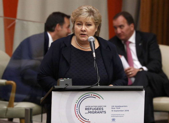 Ů�˿�һ�Ķ�����Ų��Ů�����_��(hu��)�r(sh��)æ��ץ���`��