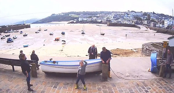 英8歲自閉癥男童展現(xiàn)驚人舞蹈水平 竟全靠自學(xué) 英8歲自閉癥男童展現(xiàn)驚人舞蹈水平 竟全靠自學(xué)