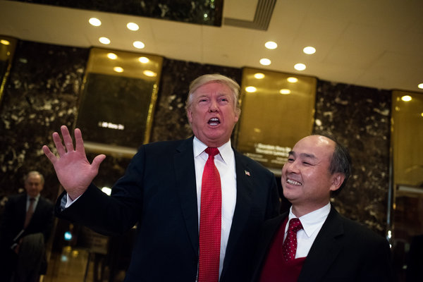 圖:特朗普和孫正義。美國《紐約時(shí)報(bào)》網(wǎng)站)
