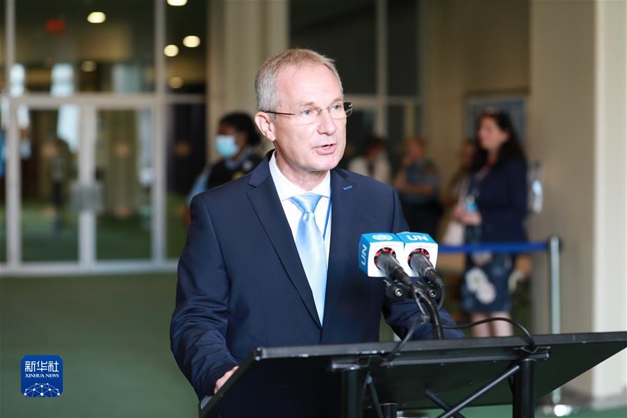 �����H����2���������⽻�ٿ���ϣ���x��77��(li��n)�χ������ϯ