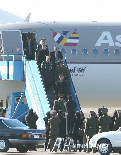 11��27�����ڳ��r�׶�ƽ�����n���������L�ٽ���䨣��У�����һ��������������(d��ng)��������䨳����n�����C(j��)���_(d��)���r�׶�ƽ����ǰ�텢�ӳ��n�������L��Մ�� ���A��ӛ������z