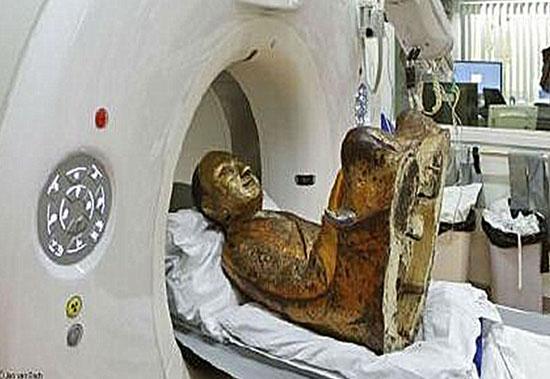 荷藏家首度回應(yīng) 只字不提坐佛所有權(quán)爭(zhēng)議