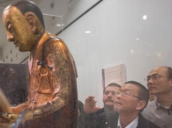 荷藏家首度回應(yīng) 只字不提坐佛所有權(quán)爭(zhēng)議