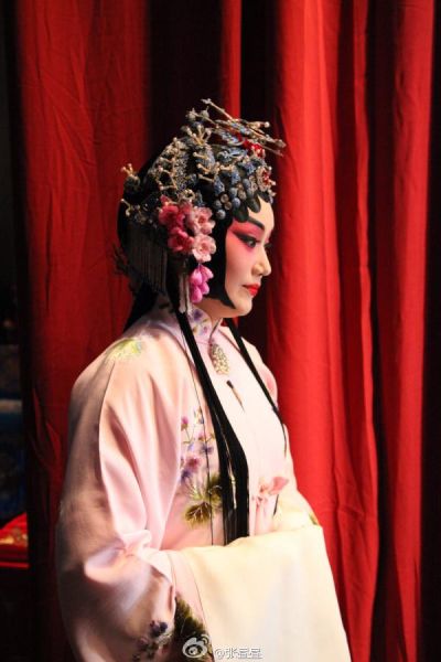 �����݆T��r(ji��)ֵ12�fԪ�c(di��n)���^����(d��ng)����ʿ؟(z��)�R