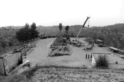 ̎���Lʯ�͵��;���