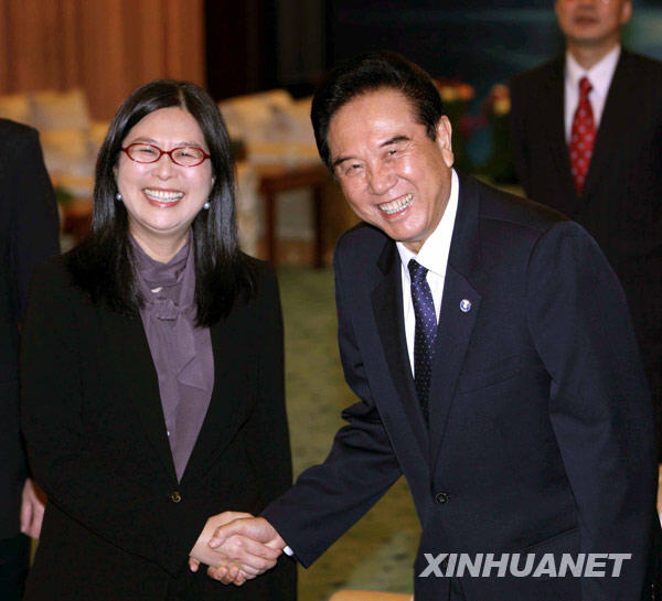 12��22�������f(xi��)��(hu��)��(hu��)�L(zh��ng)��������_(t��i)���Е�(hu��)Ҋ(ji��n)�_(t��i)����(d��ng)�փɰ���(w��)���ܲ��Tؓ(f��)؟(z��)��ه������