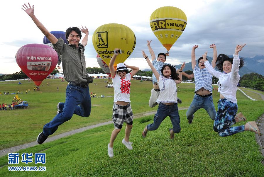 (經(jīng)濟(jì))(15)兩岸“三通”五年間 (經(jīng)濟(jì))(15)兩岸“三通”五年間