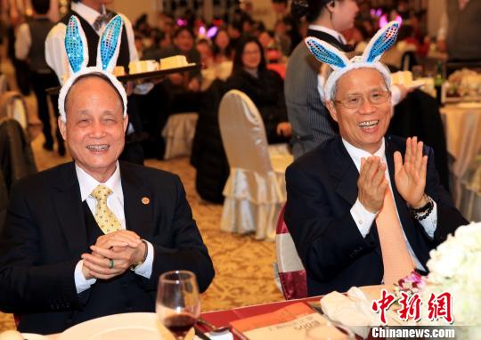 ����ɭ��ϯ�Ϻ��_�f(xi��)19����c��2013�Ϻ��_��500��(qi��ng)�װl(f��)