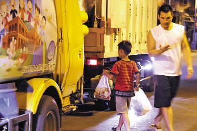 民眾蛻變 臺北覺悟垃圾不落地終于見回報(圖) 民眾蛻變 臺北覺悟垃圾不落地終于見回報(圖)